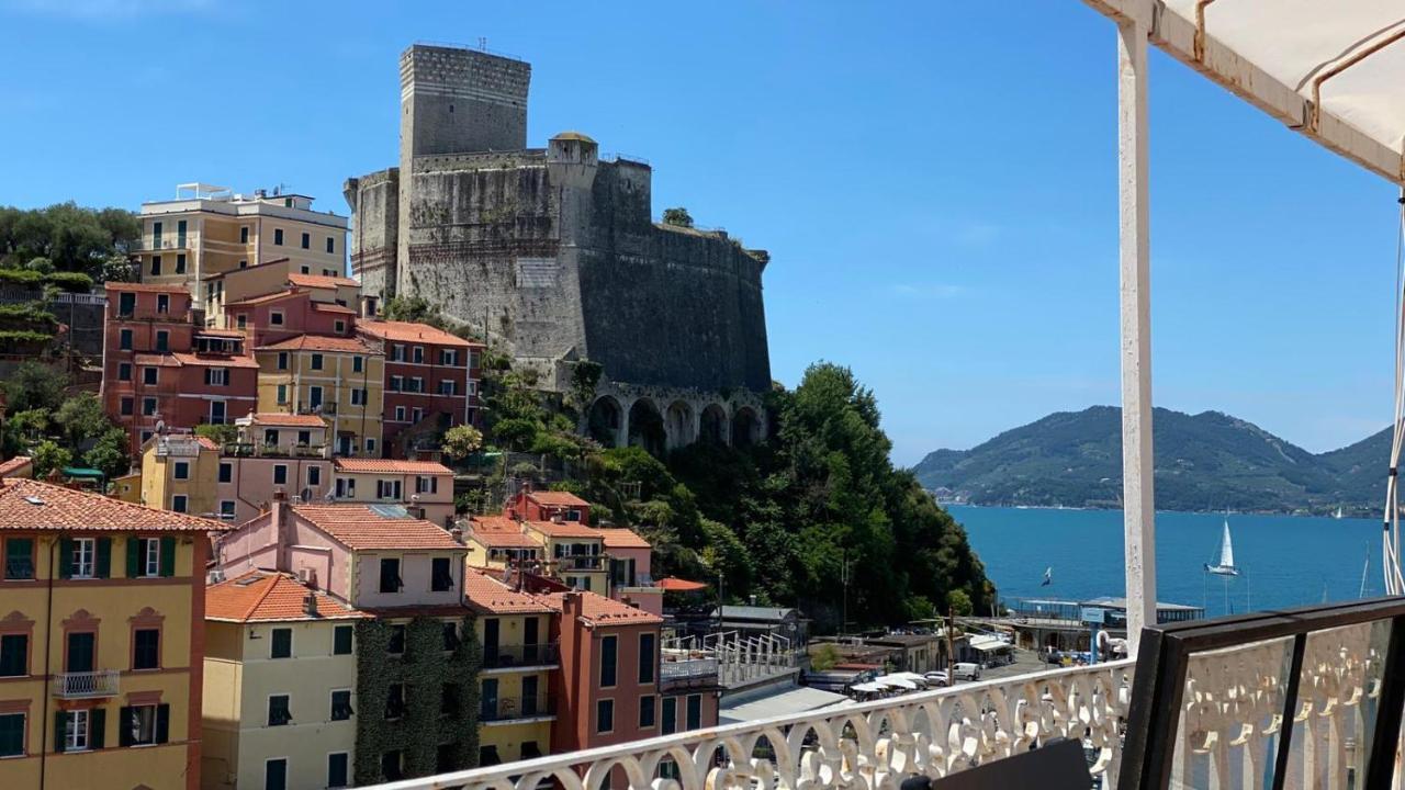 Square Views Apartment Lerici Luaran gambar